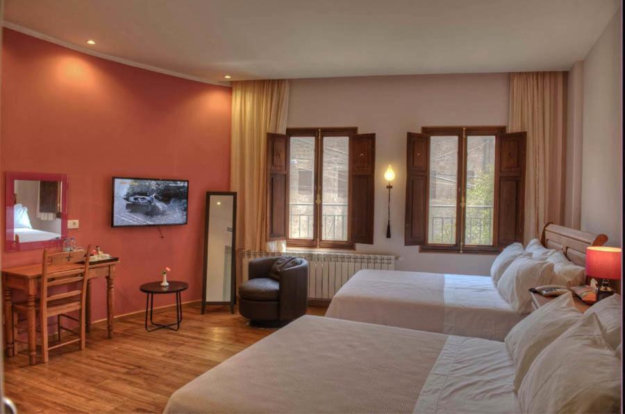 L'Auberge de la Mer Batroun Extérieur photo